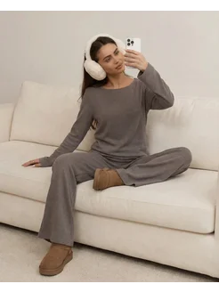 Трикотажный домашний костюм с брюками