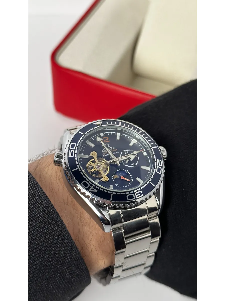 Часы Omega механические