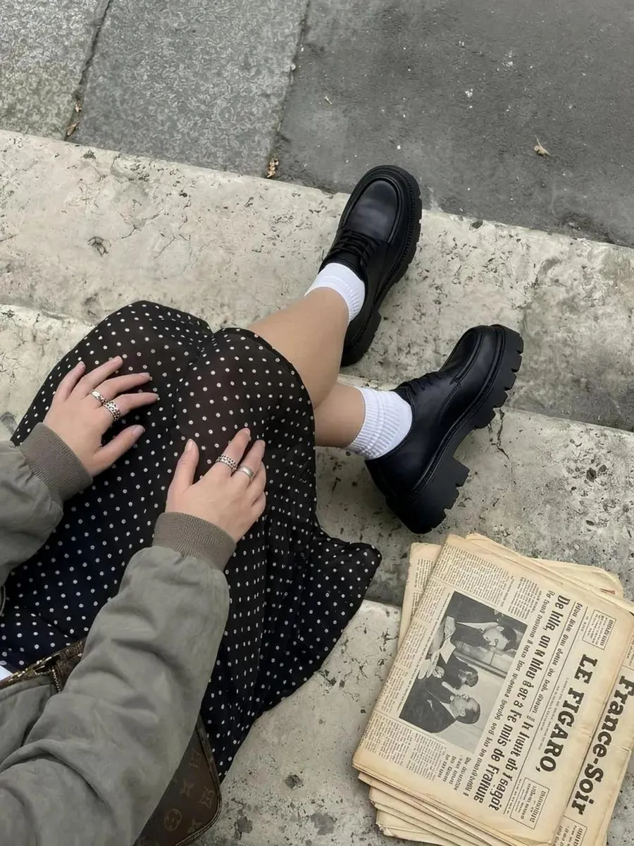 Лоферы школьные со шнурками