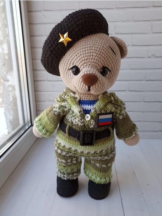 Военный талисман крючком: схема, которая защитит