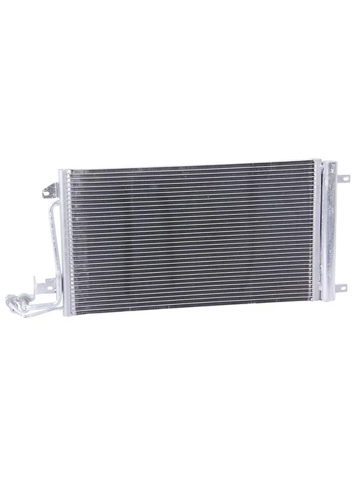 LUZAR Радиатор кондиционера VW Pollo (10-) AUDI A1 (10-) SEAT Ibi, вариант