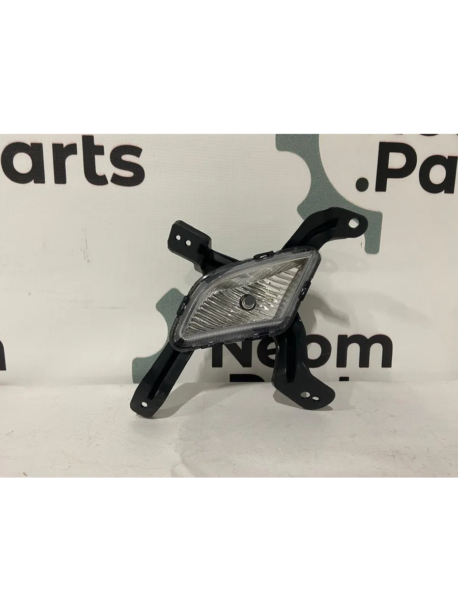 Neom ПТФ (ДХО) левая Hyundai Elantra 6 AD 16-18 NEOM.PARTS 315743751 купить ...