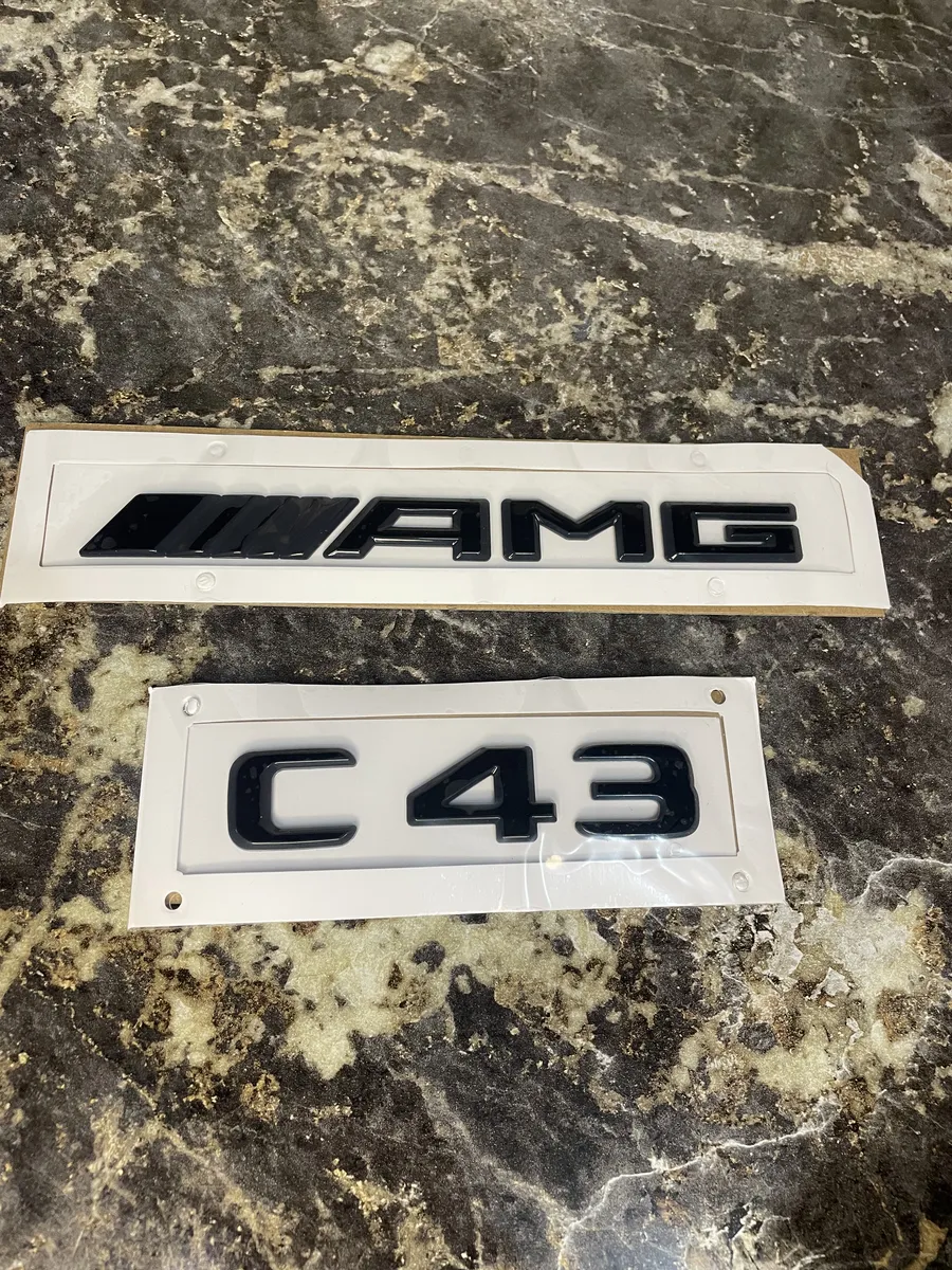 Шильдик (эмблема,знак) Мерседес AMG C43 черный глянец