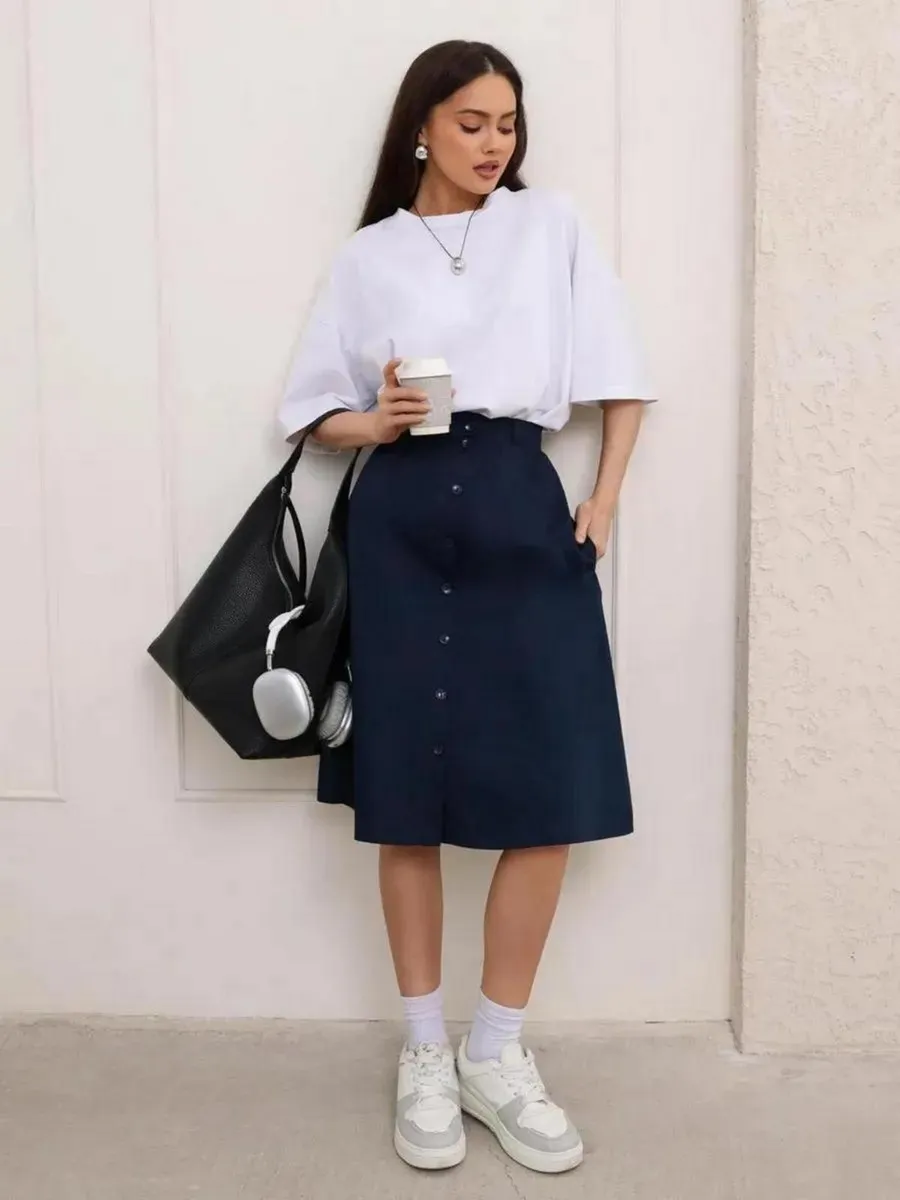 Юбка трапеция миди на пуговицах